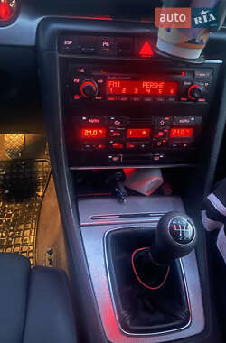Универсал Audi A4 2002 в 
