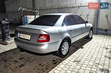 Седан Audi A4 1999 в 