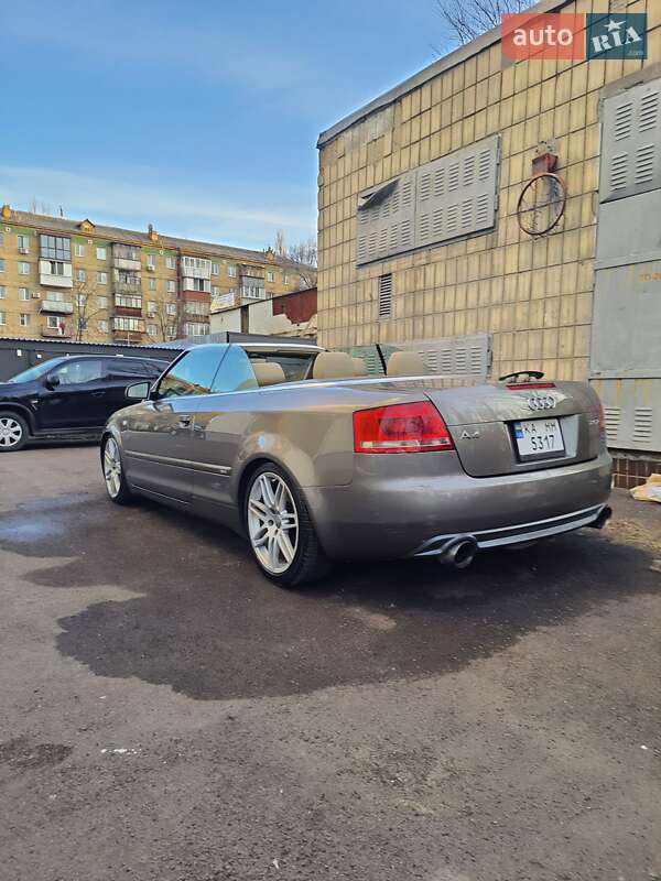 Кабриолет Audi A4 2009 в Киеве