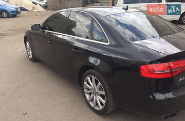 Седан Audi A4 2012 в Киеве