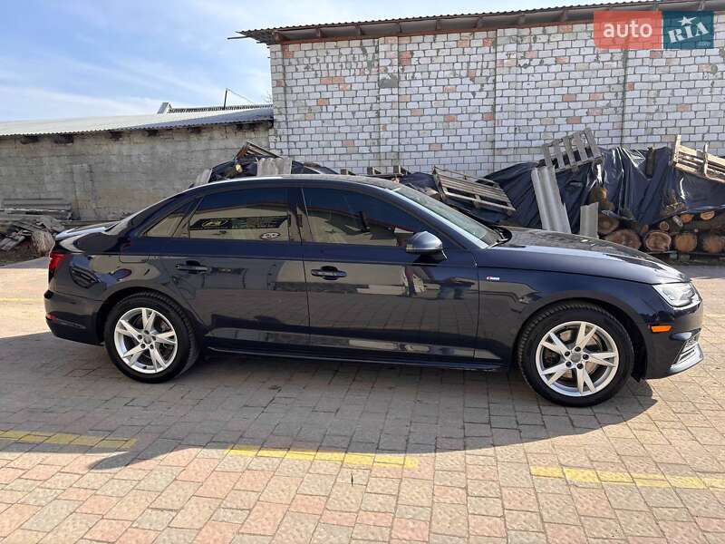 Седан Audi A4 2018 в Львове