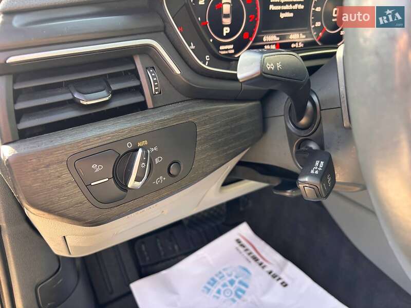 Седан Audi A4 2018 в Львове