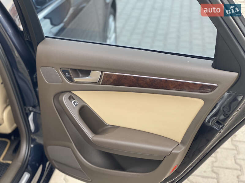 Седан Audi A4 2013 в Фастові