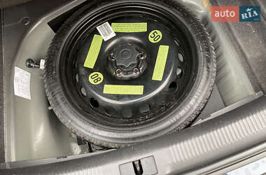 Седан Audi A4 2013 в 