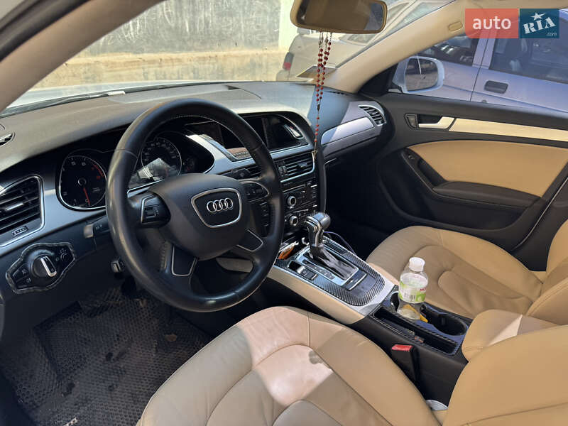 Седан Audi A4 2014 в Кривом Роге
