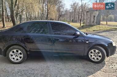Седан Audi A4 2004 в 