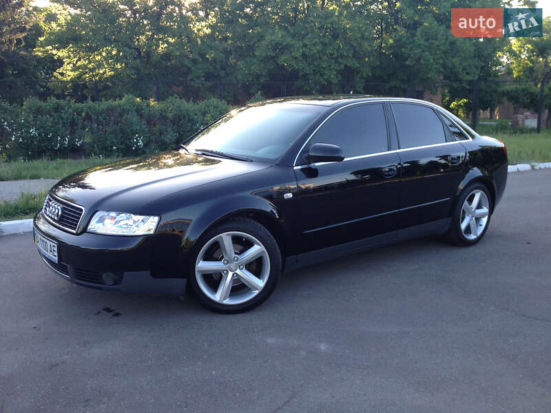Седан Audi A4 2001 в Кропивницком