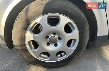 Седан Audi A4 2002 в Одессе
