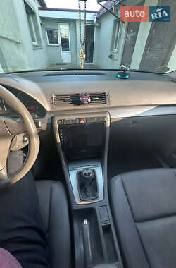 Седан Audi A4 2002 в Одессе