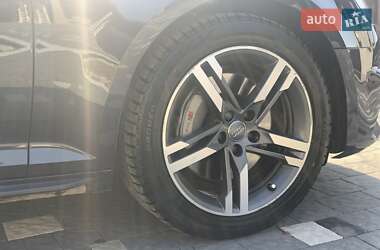 Седан Audi A4 2017 в 