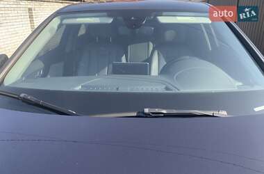 Седан Audi A4 2017 в 