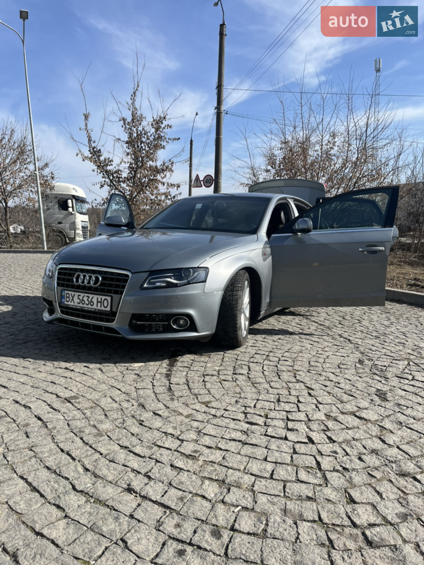 2012 Audi A4 - мініатюра 2