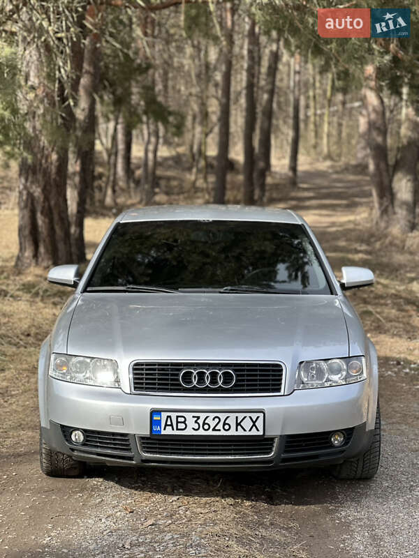 Седан Audi A4 2001 в Виннице