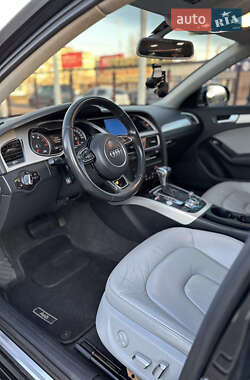 Седан Audi A4 2015 в Киеве