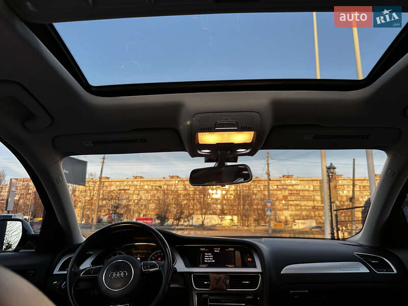 Седан Audi A4 2015 в Киеве