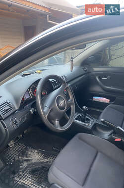 Седан Audi A4 2002 в 