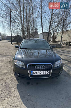 Седан Audi A4 2006 в Тростянце