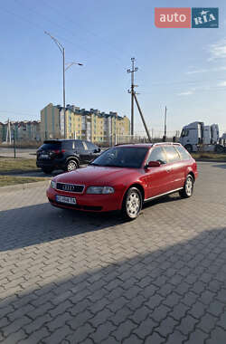 Универсал Audi A4 1996 в Радехове