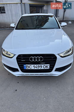 Седан Audi A4 2014 в Львові