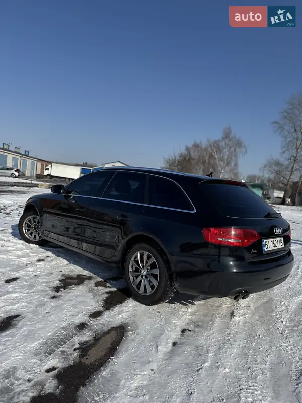 Универсал Audi A4 2011 в 