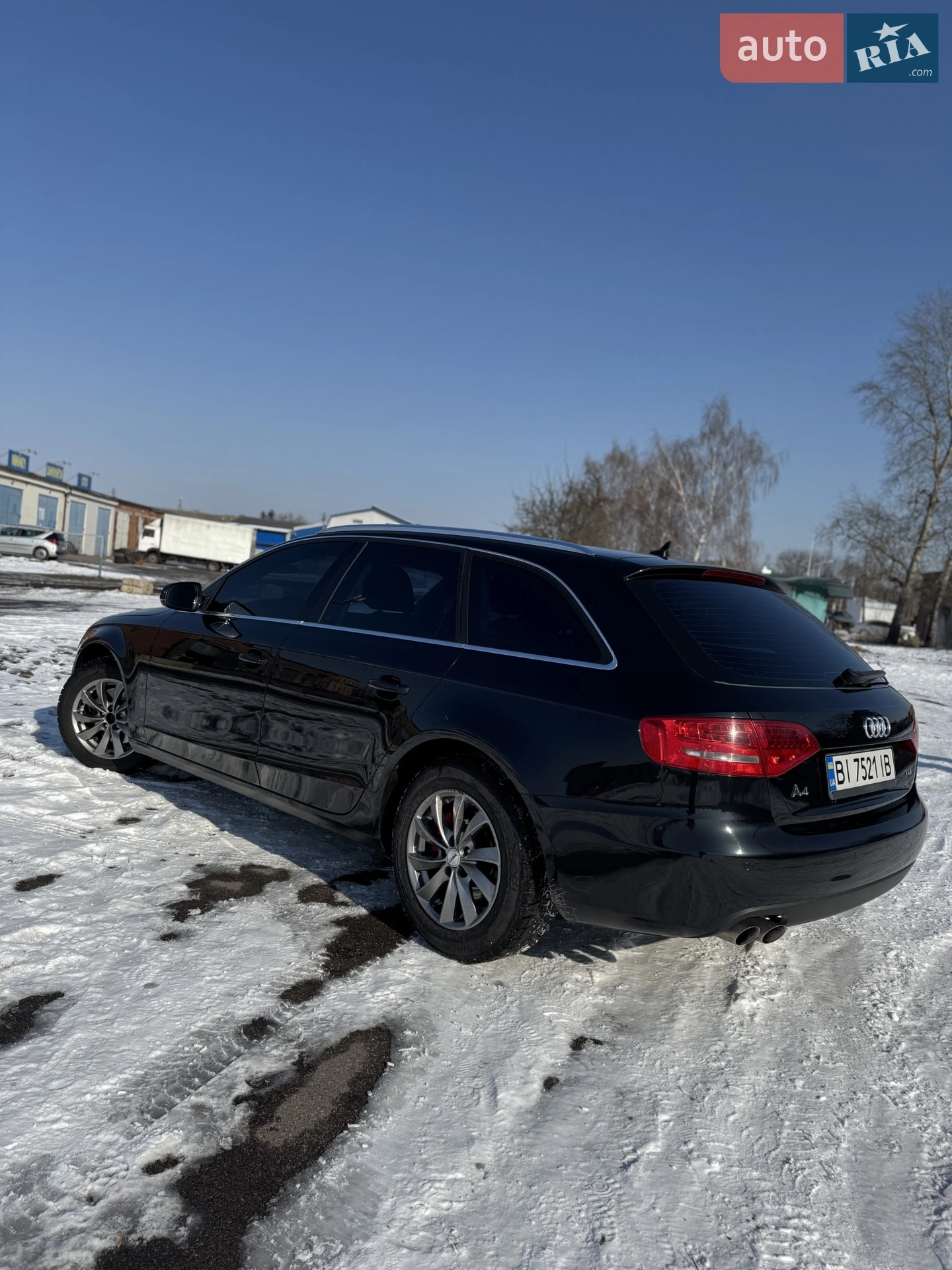 2011 Audi A4 - мініатюра 2