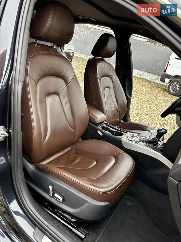 Седан Audi A4 2015 в Стрию