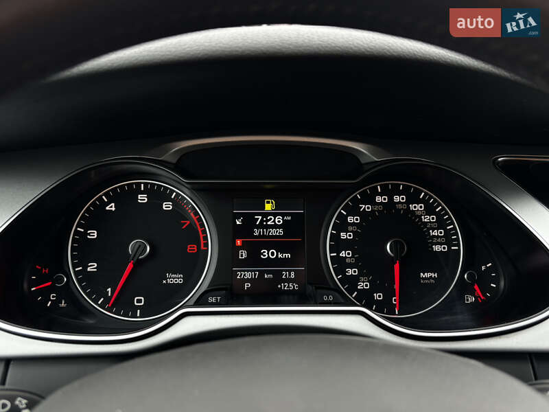 Седан Audi A4 2015 в Стрию