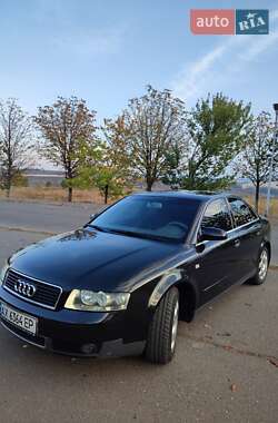 Седан Audi A4 2004 в 