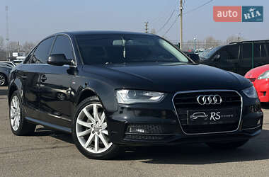 Седан Audi A4 2014 в Києві