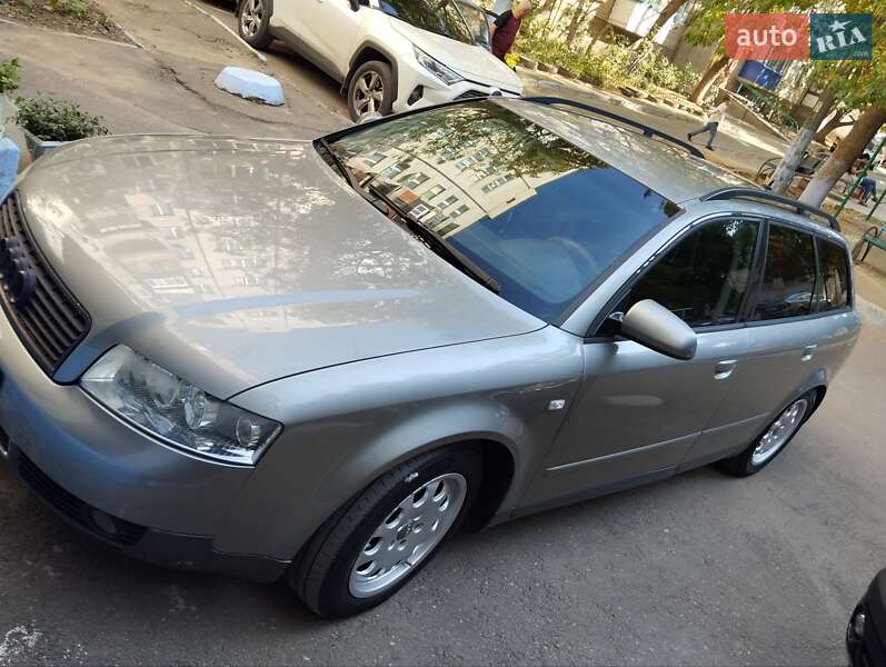 Универсал Audi A4 2002 в Николаеве
