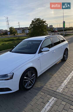 Универсал Audi A4 2013 в 