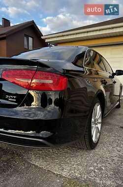 Седан Audi A4 2013 в 