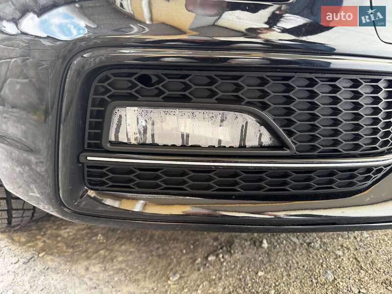 Седан Audi A4 2013 в Житомирі