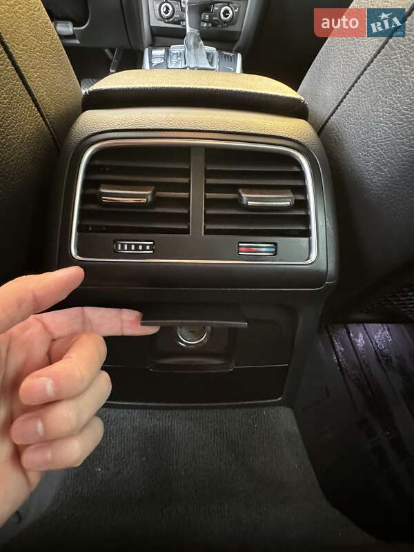 Седан Audi A4 2013 в Житомирі