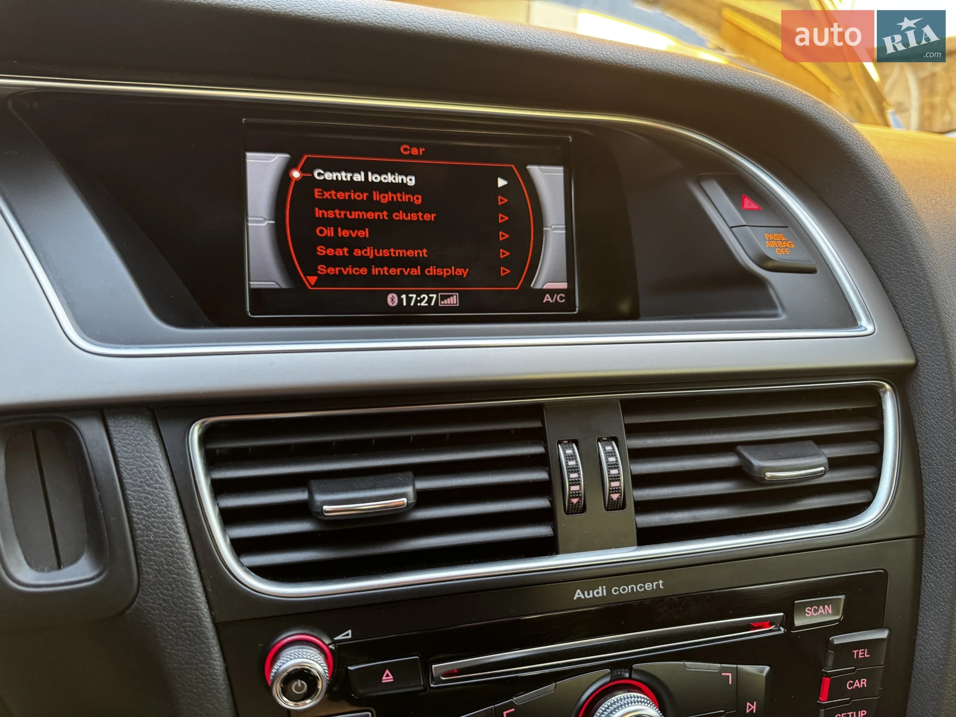 2013 Audi A4 - мініатюра 75