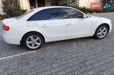 Седан Audi A4 2012 в 