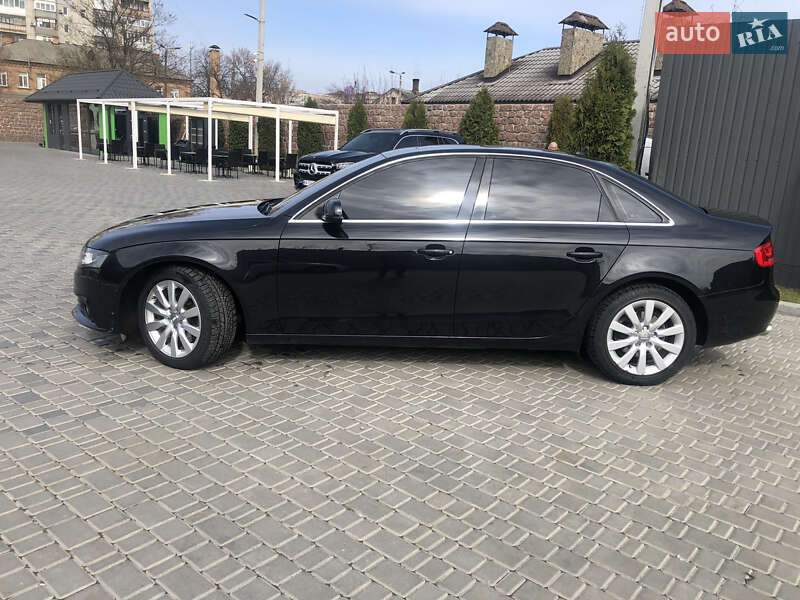 Седан Audi A4 2009 в Кропивницькому