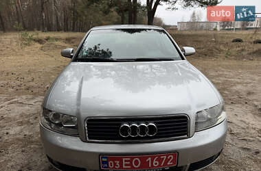 Седан Audi A4 2004 в 