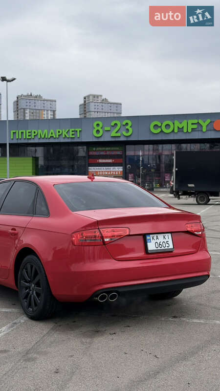 Седан Audi A4 2014 в Киеве