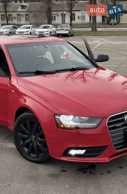 Седан Audi A4 2014 в 
