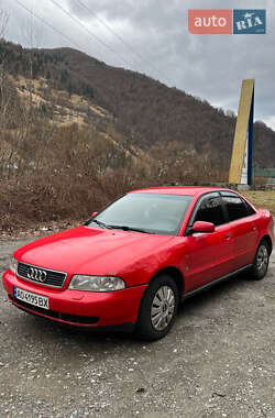 Седан Audi A4 1996 в 