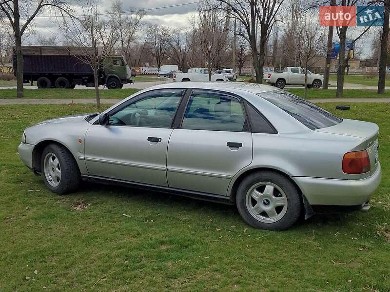Audi A4 1995 Audi A4 1995