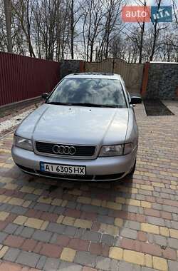 Седан Audi A4 1995 в 