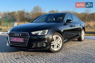 Седан Audi A4 2016 в Львове