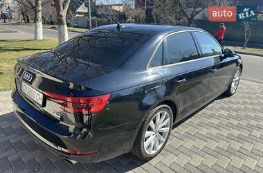 Седан Audi A4 2016 в 