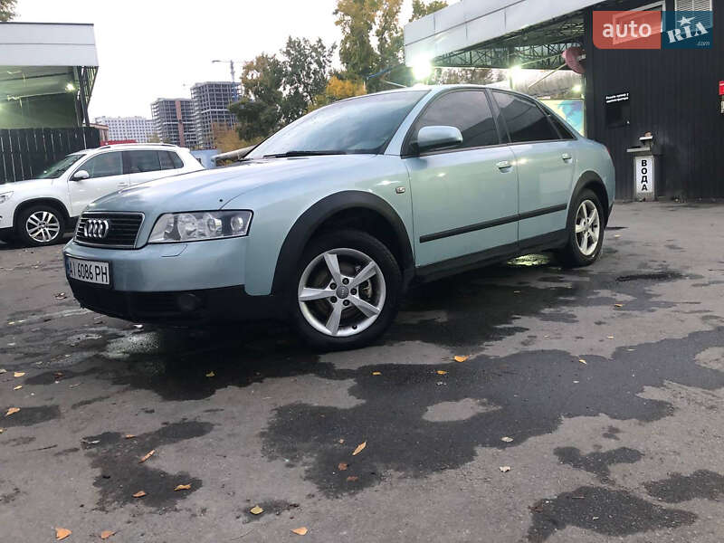 Седан Audi A4 2001 в 
