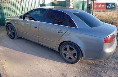 Седан Audi A4 2004 в 