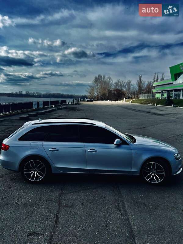 Универсал Audi A4 2013 в Кременчуге