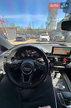 Седан Audi A4 2016 в 