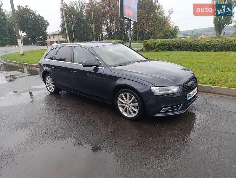 Універсал Audi A4 2014 в 